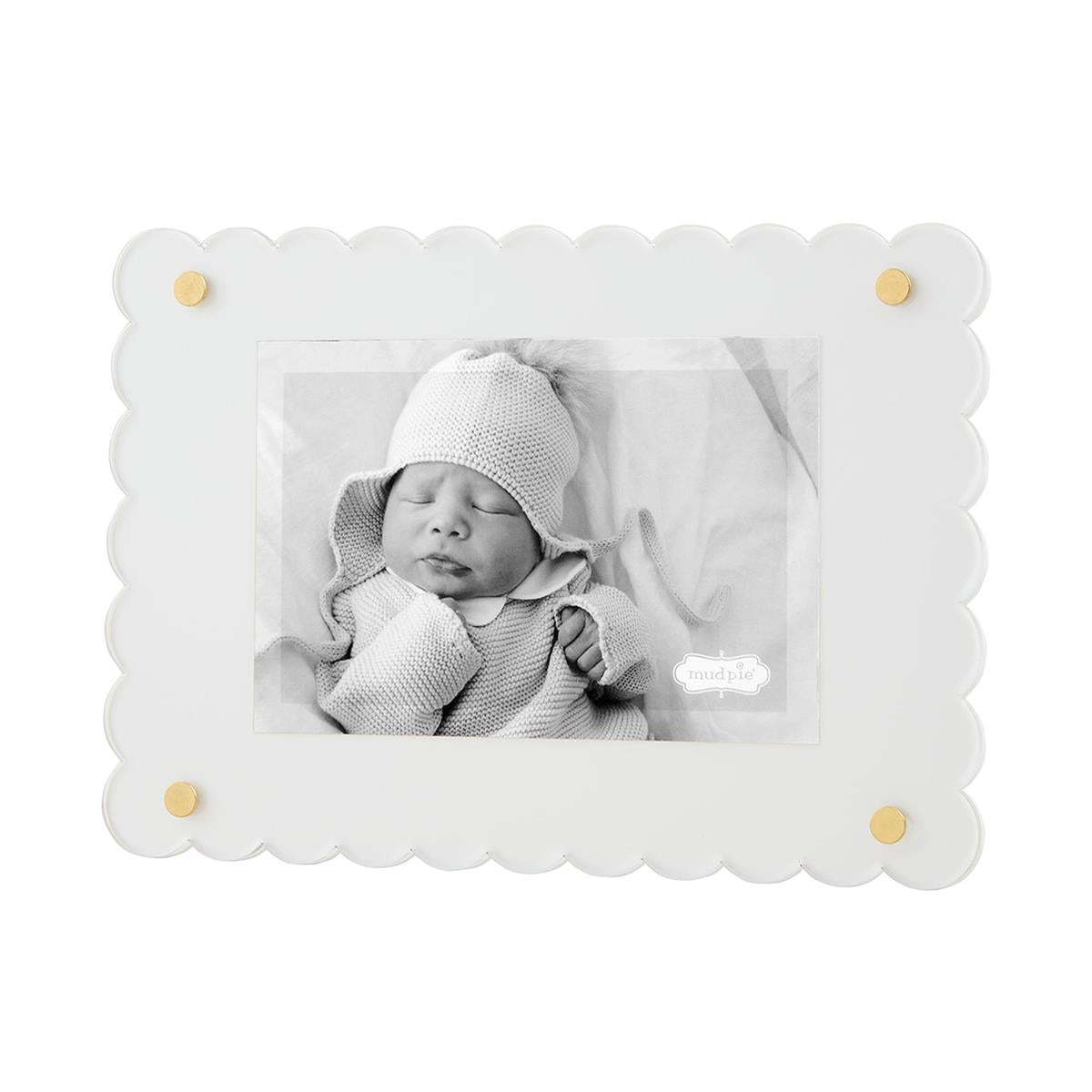 MP White Scallop Acrylic Frame