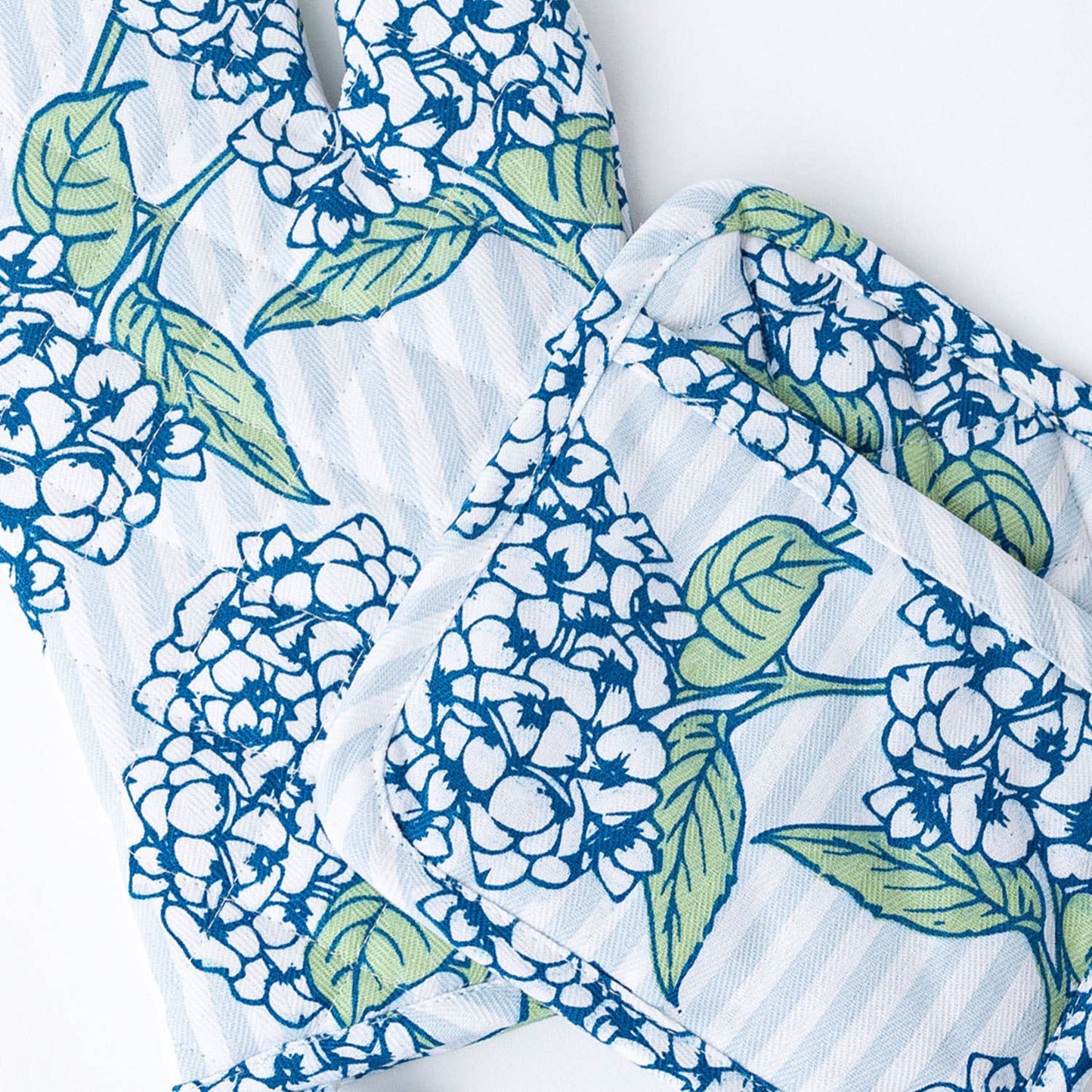 Hydrangea Stem Oven Mitt Set