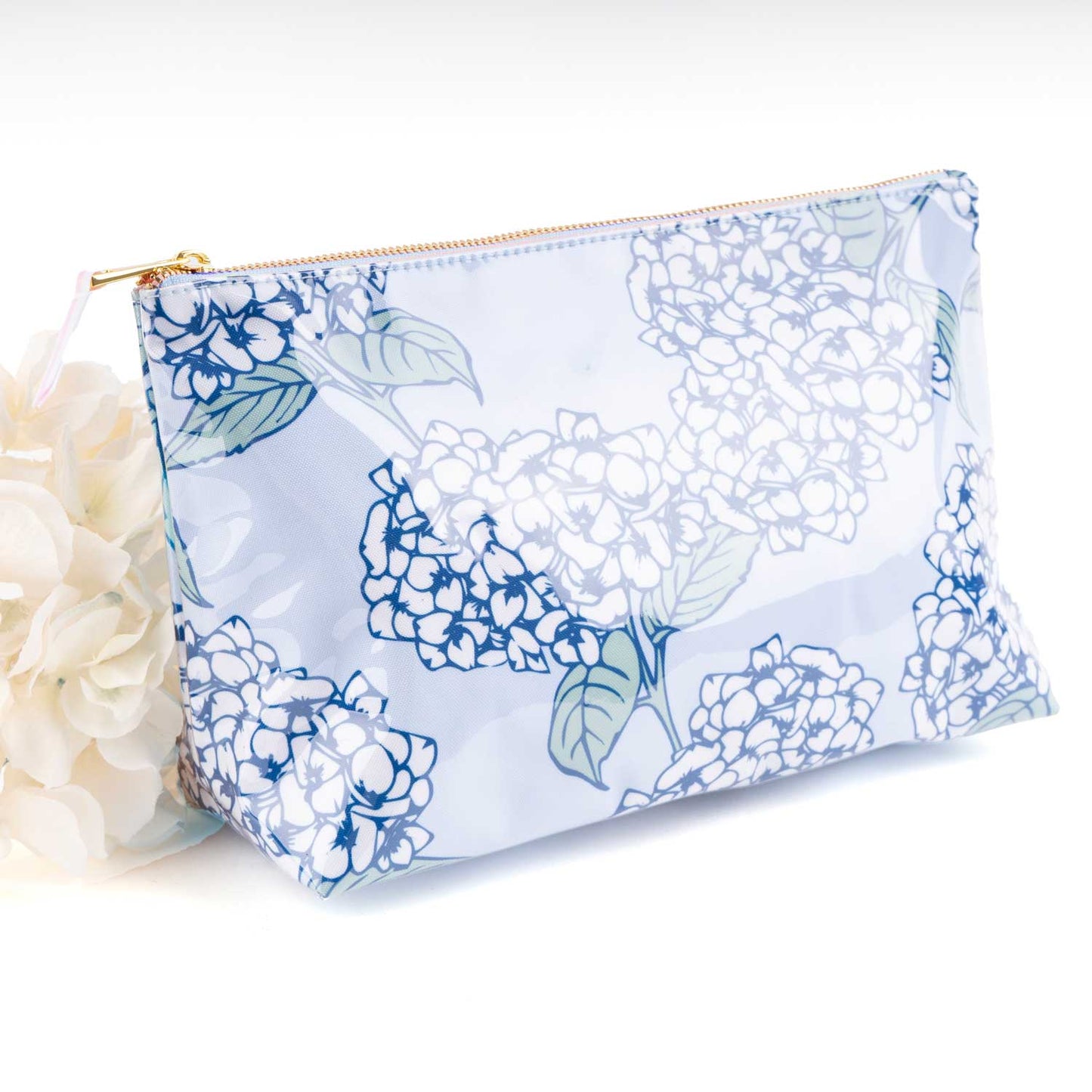 8 Oak Hydrangea Stem Clear Coated Travel Cosmetic Case