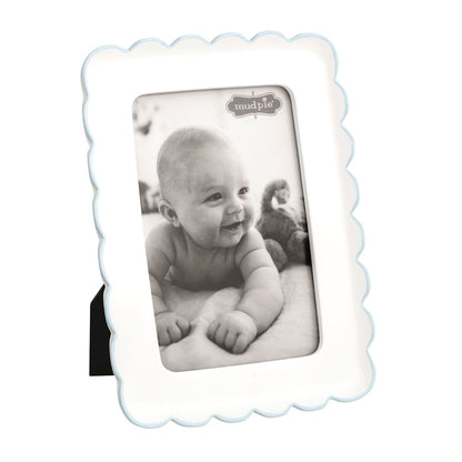 MP Scalloped Resin Frame