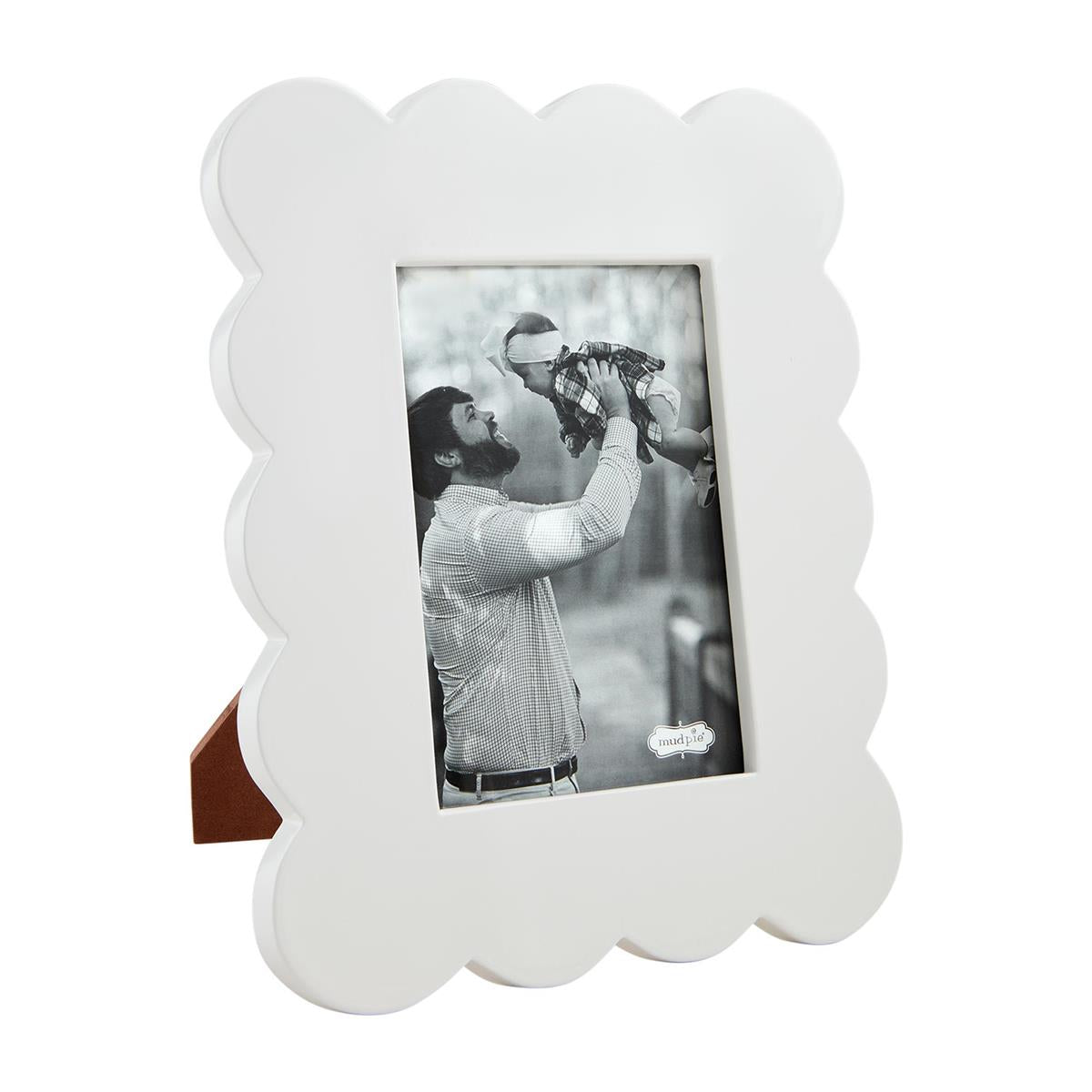 MP Lg Scallop Lacquer Frame