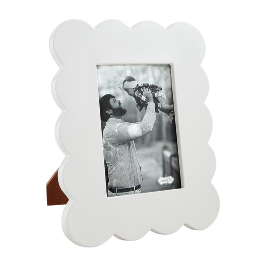 MP Lg Scallop Lacquer Frame