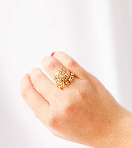 Lindy Beaded Band in Gold