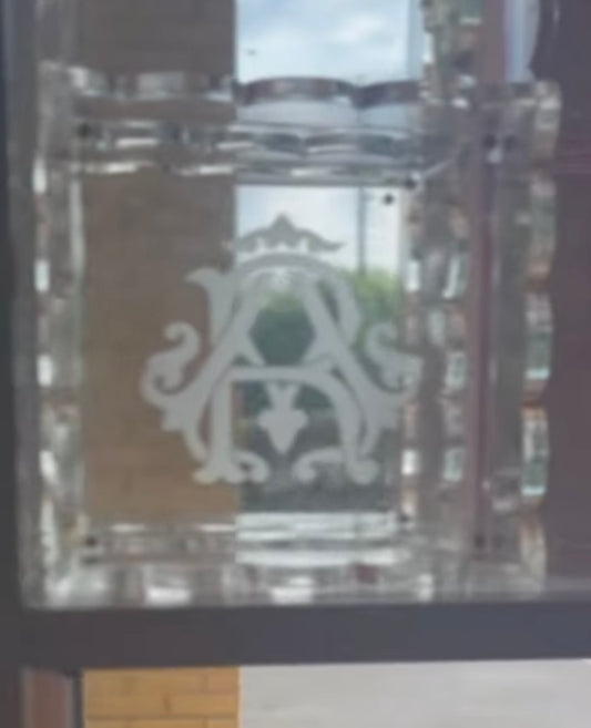 MAI acrylic tray