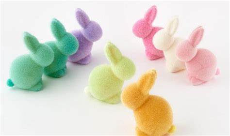 180 Flocked seated bunny