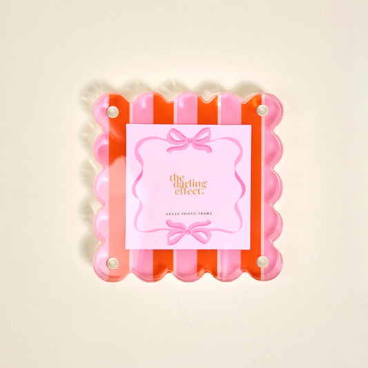 TDE Little Moments Scallop Frames