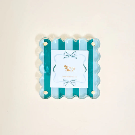 TDE Little Moments Scallop Frames