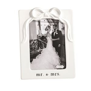 MP Mr. & Mrs. Bow Frame
