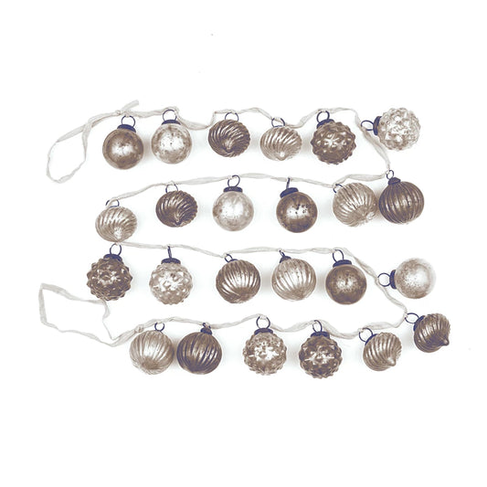 CC  Mercuryglass orn. garland